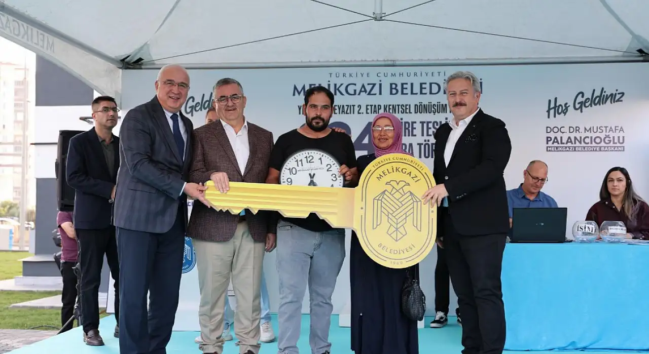 Kayseri'de 204 aile yeni yuvalarına kavuştu