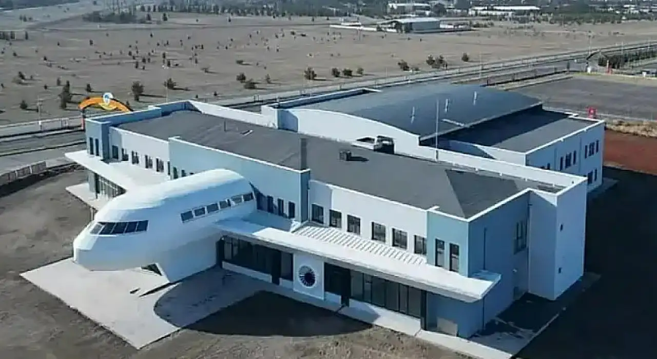 Gökyüzüne imza atacak gençler Kayseri'de bu okulda yetişiyor