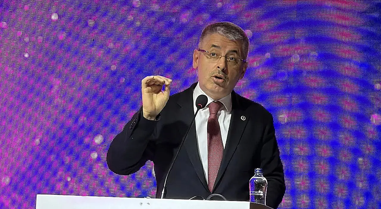 Kayseri'de siyasi tansiyon yükseldi! Çopuroğlu'ndan sert çıkış