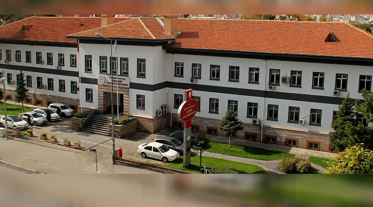 Kayseri'de pazar günü acil servis doldu taştı!