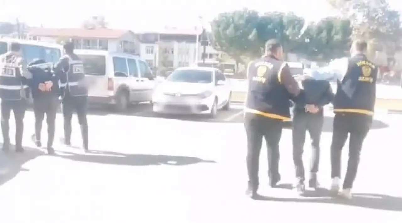 Sahte internet siteleriyle 1.8 milyarlık vurgun!