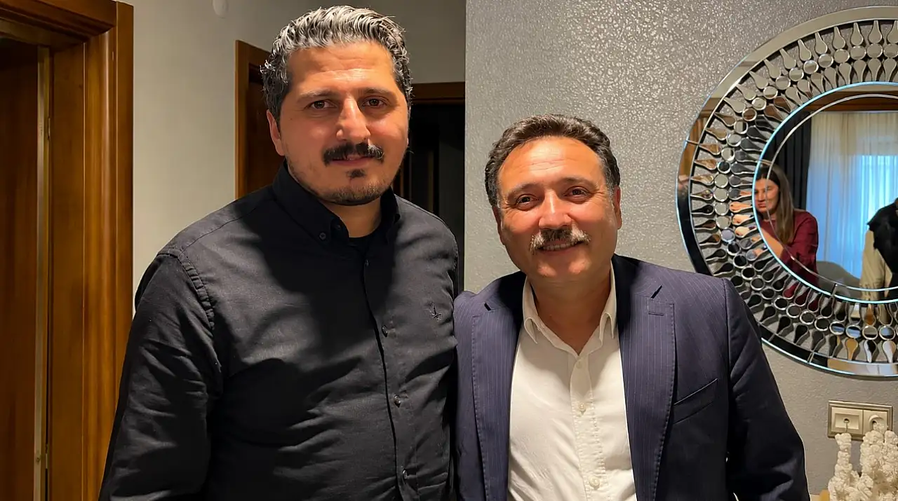 Kayseri'de çocuğuna Gökmen ismini koydu! Adını kulağına Vali Çiçek okudu