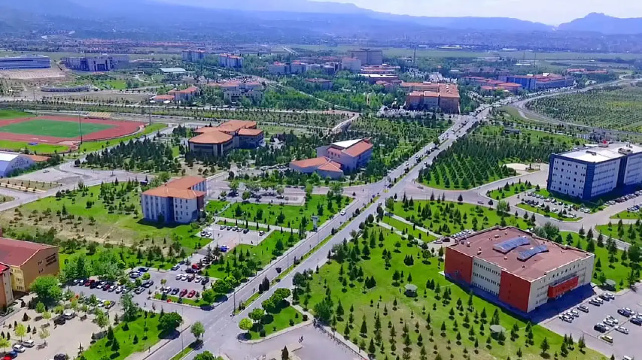 Erciyes Üniversitesi yükselişini sürdürüyor!