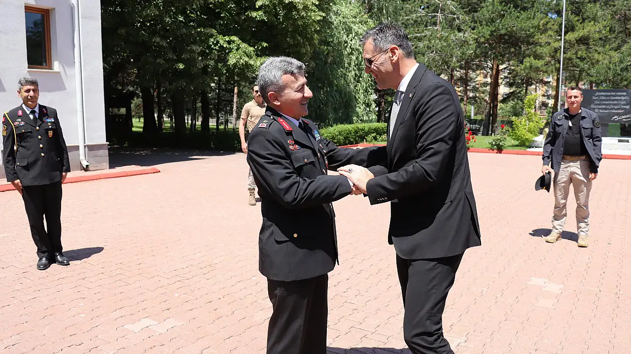 Emniyet Müdürü Aydın'dan dikkat çeken ziyaret