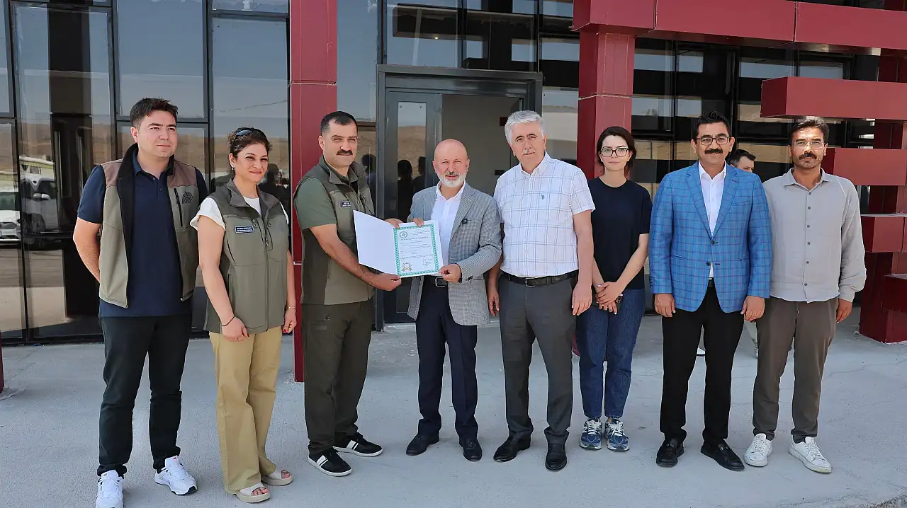 Başkan ruhsatı aldı... Kayseri'nin en kapsamlı tesisinde yok yok