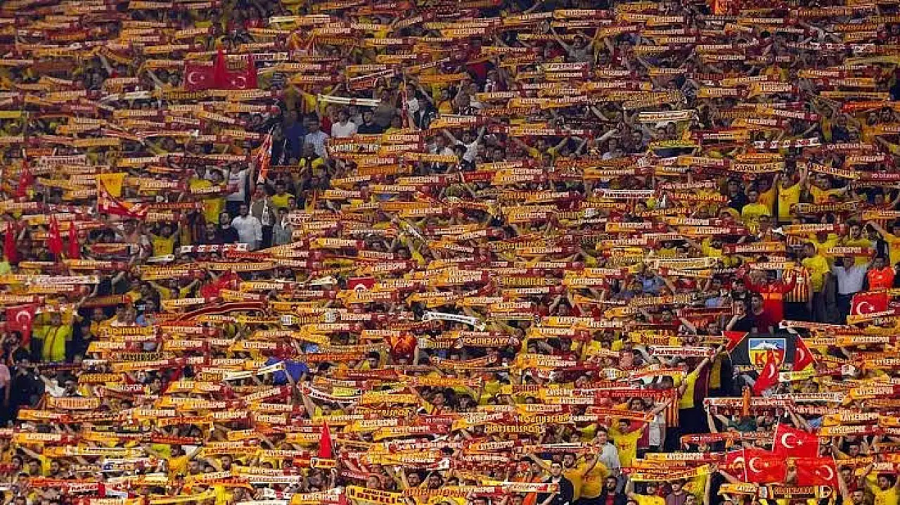 Kayserispor'un taraftar desteği tam gaz devam ediyor