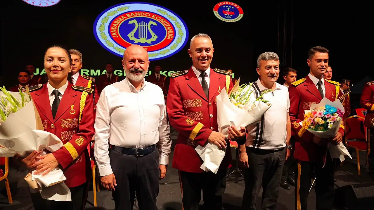 Kayseri'de hafta sonuna damga vurdular! On binler aynı yerde buluştu