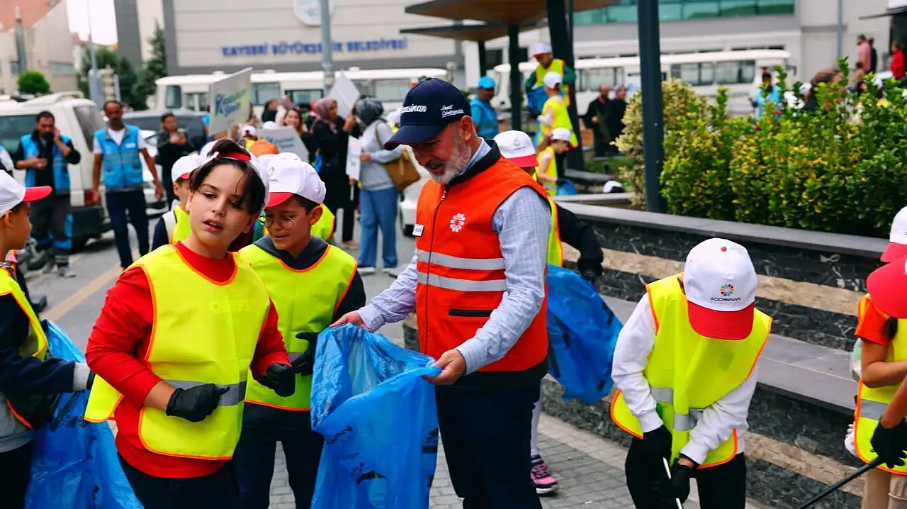 Kocasinan'da Dünya Temizlik Günü mesajı: Daha temiz bir gelecek vurgusu