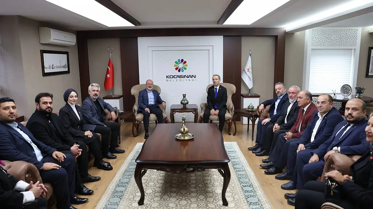 Kayseri'de siyasi temas trafiği sürüyor! Başkan Çolakbayrakdar ağırladı