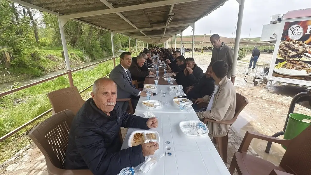 Kayseri'de uzun kuyruklar oluştu! ücretsiz dağıtıldı