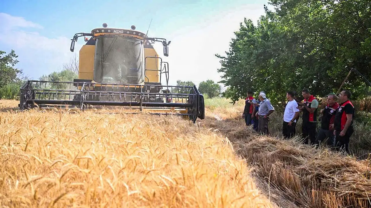 Kayseri'de Müdür ve beraberindekilerden didik didik inceleme