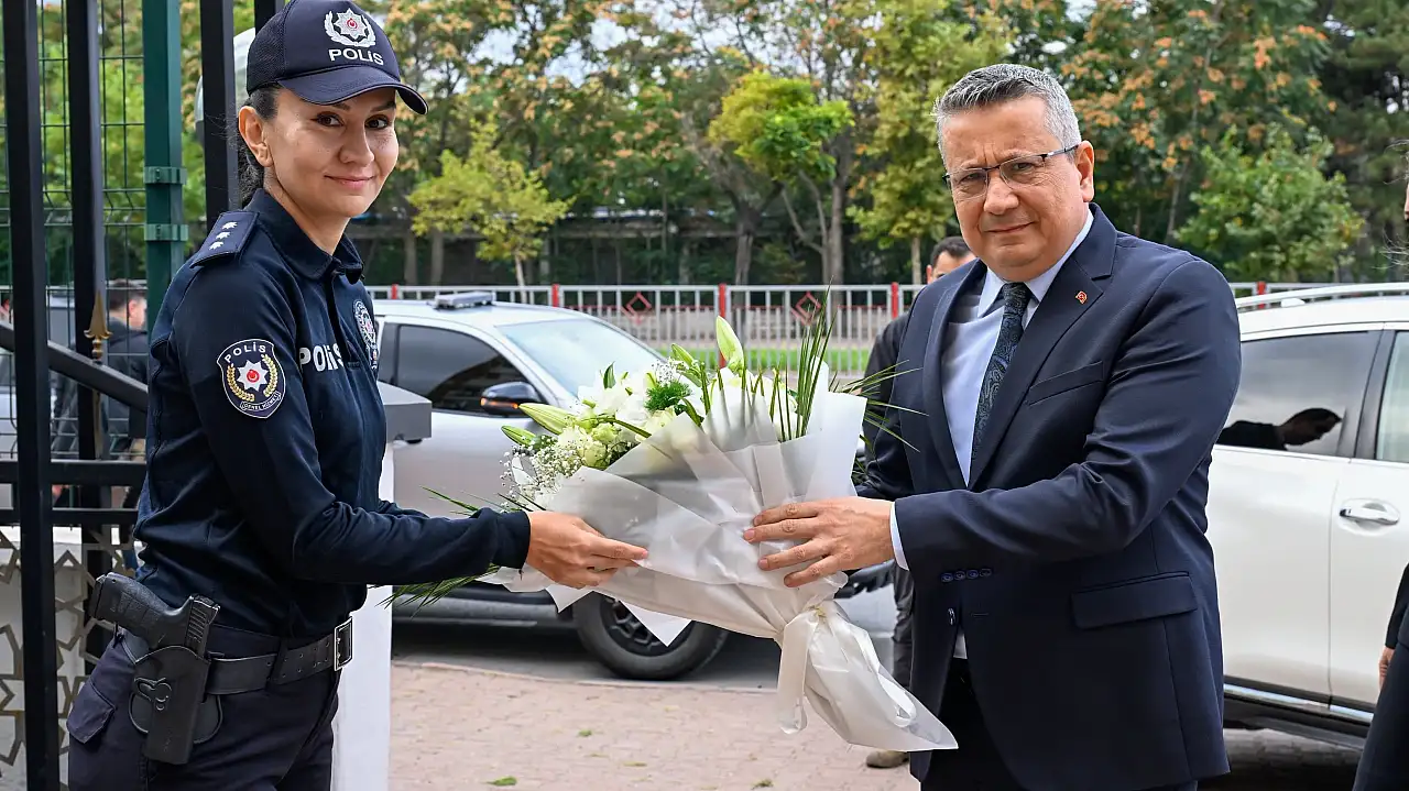Kayseri'nin yeni Emniyet Müdürü şehre geldi! Törenle karşılandı