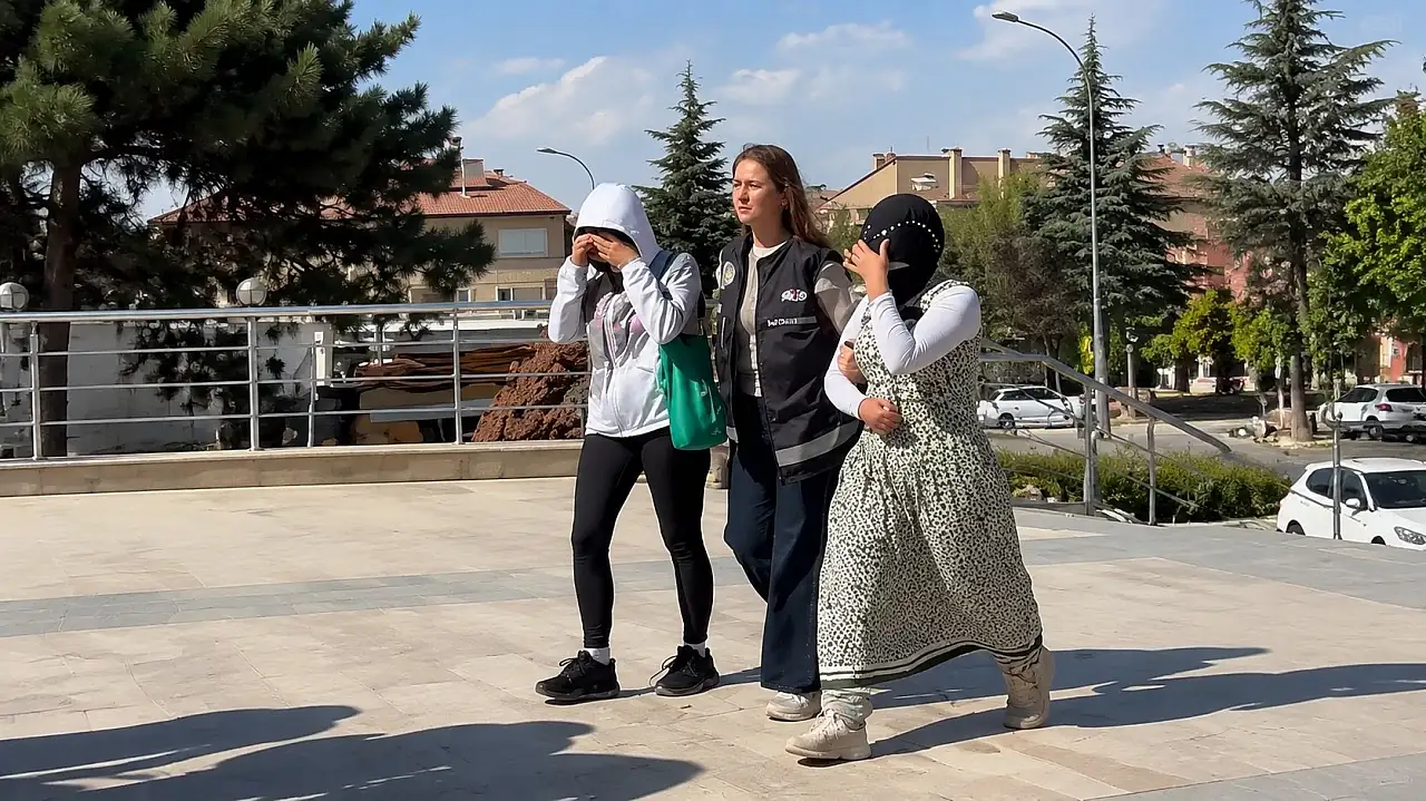 Devlet hastanesinde 'para karşılığı işlem' iddiası: Doktor tutuklandı