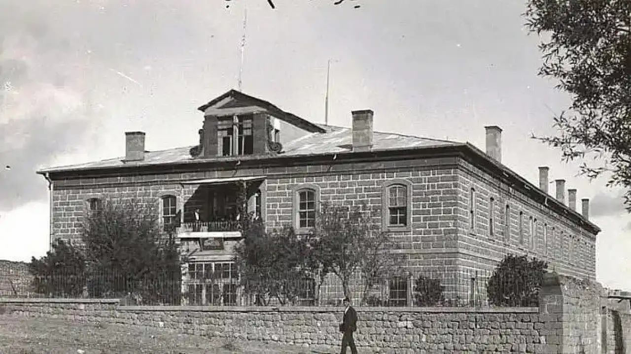 Yetimhaneden Cezaevine 120 yıllık bir tarih kaderini bekliyor.