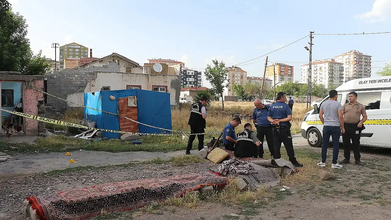 Babasını öldürmüştü! Saldırı davasından beraat etti