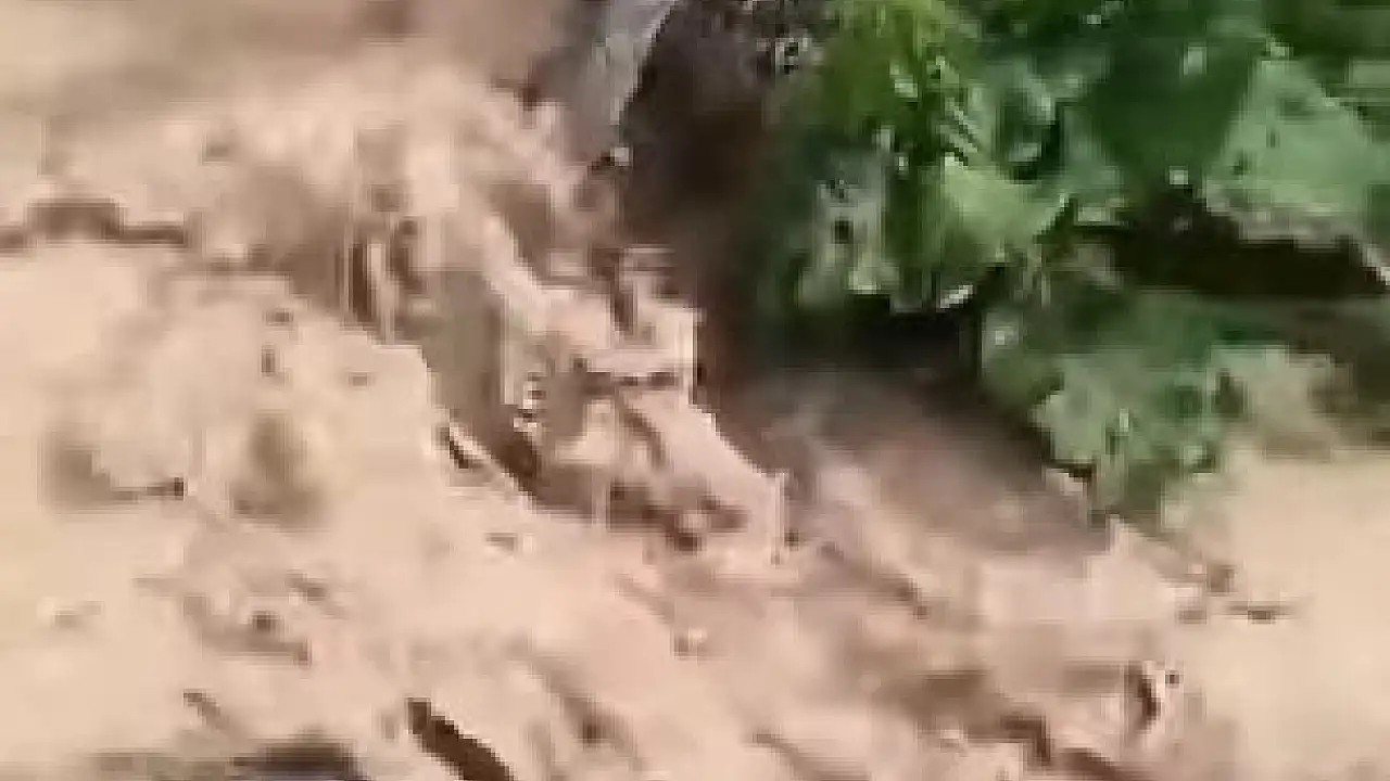 Bir ayda ikinci afet! Erdemli Vadisi'ni yine sel vurdu
