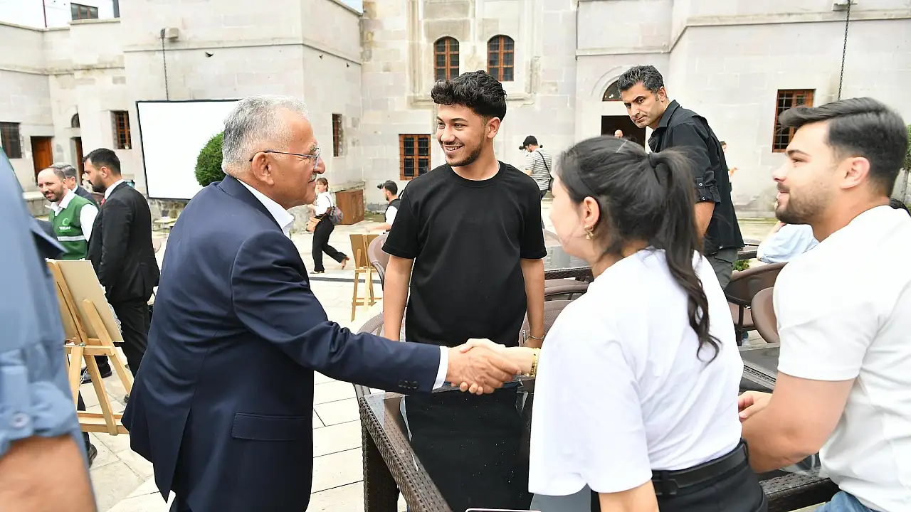 Büyükkılıç’tan övgü: ‘İyi ki varsınız'