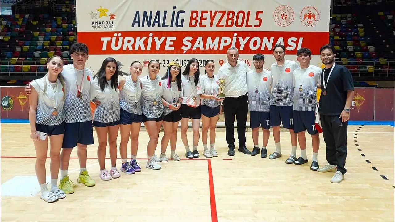 17 takım arasında mücadele eden Kayseri, Türkiye dördüncüsü