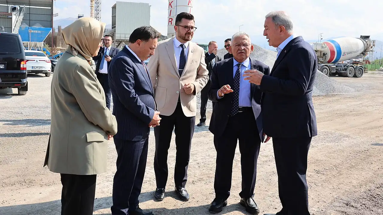 Kayseri protokolü kültür ve ulaşımdaki iki önemli projede gelinen son durumu inceledi