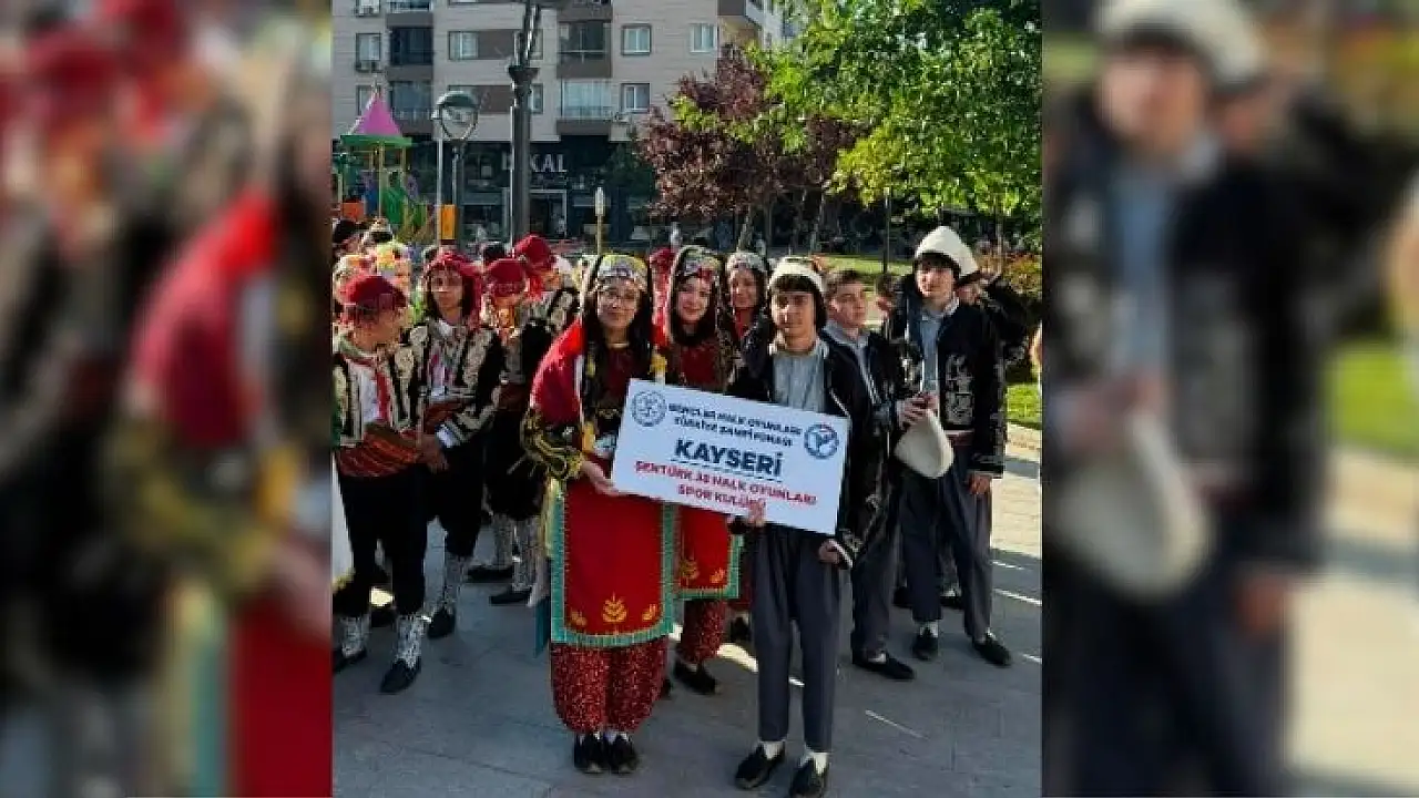 Kayseri'nin halk oyunları gururu Türkiye finalinde