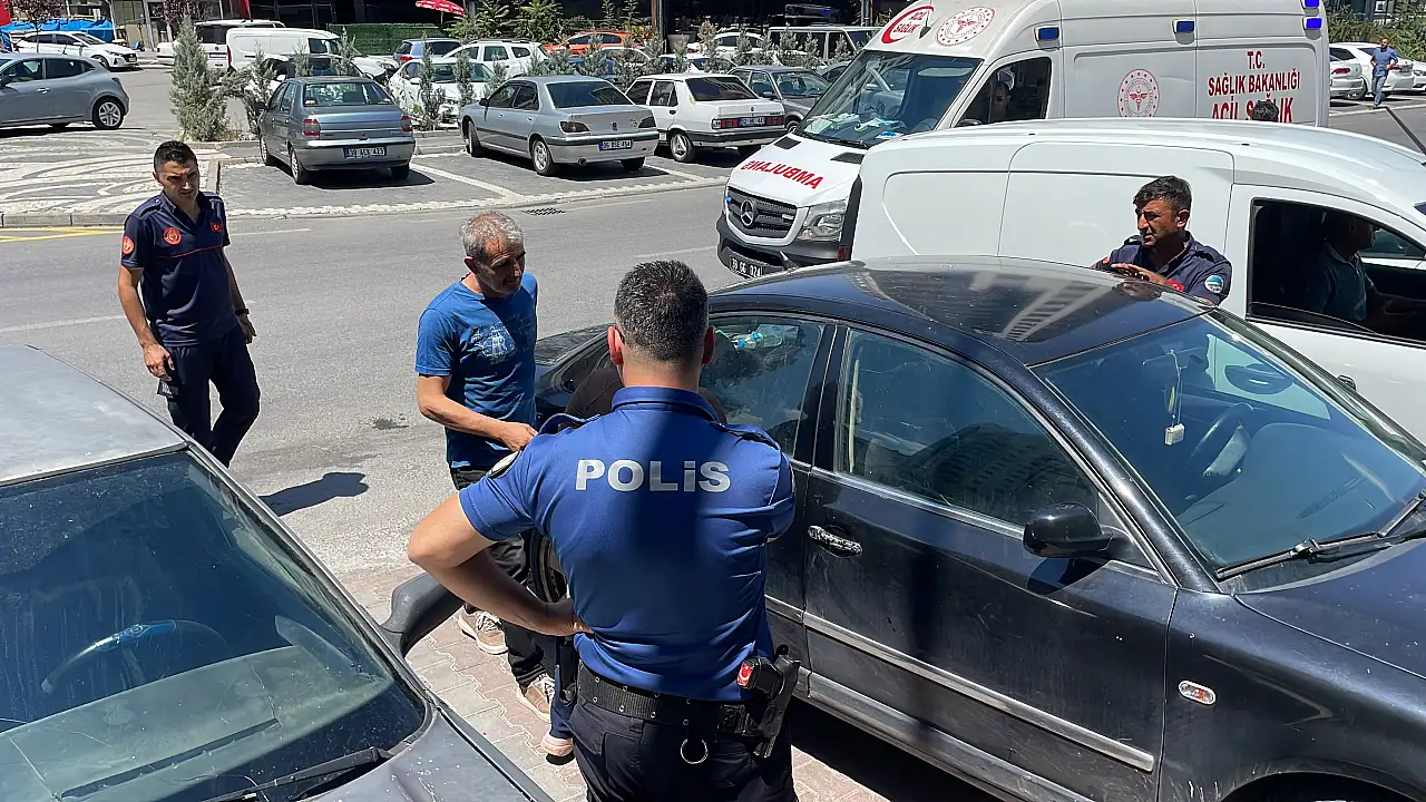 Kayseri'de oldu! Araçta mahsur kalan kadın bakın kurtarıldı?