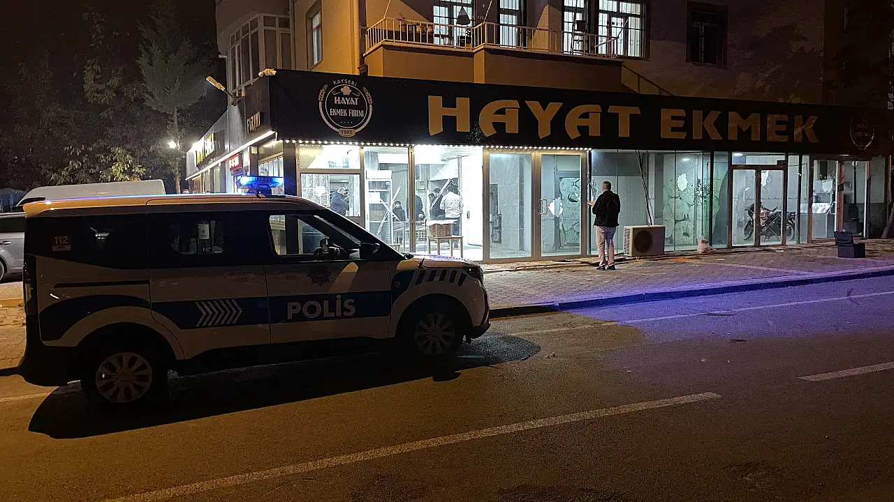 Kayseri'de olaylı gece! Fırına silahlı saldırdılar