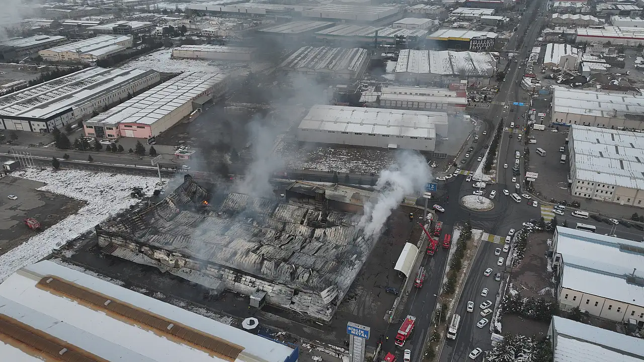 Kayseri'de 3 işçinin hayatını kaybettiği fabrika yangınıyla ilgili flaş gelişme!