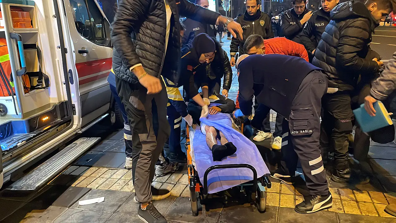 Son dakika! Cumhuriyet Meydanı'nda kavga: 1 yaralı