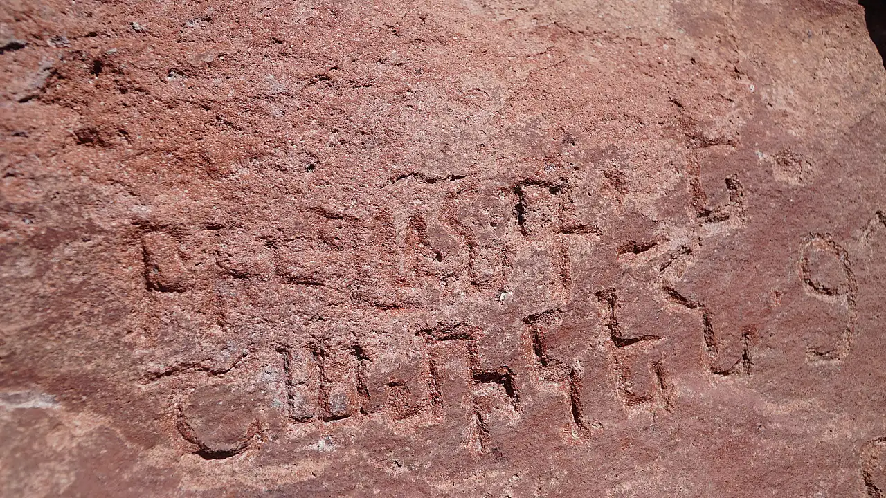 Zirve'de binlerce yıllık gizemini koruyan kutsal mağarayı gördünüz mü?