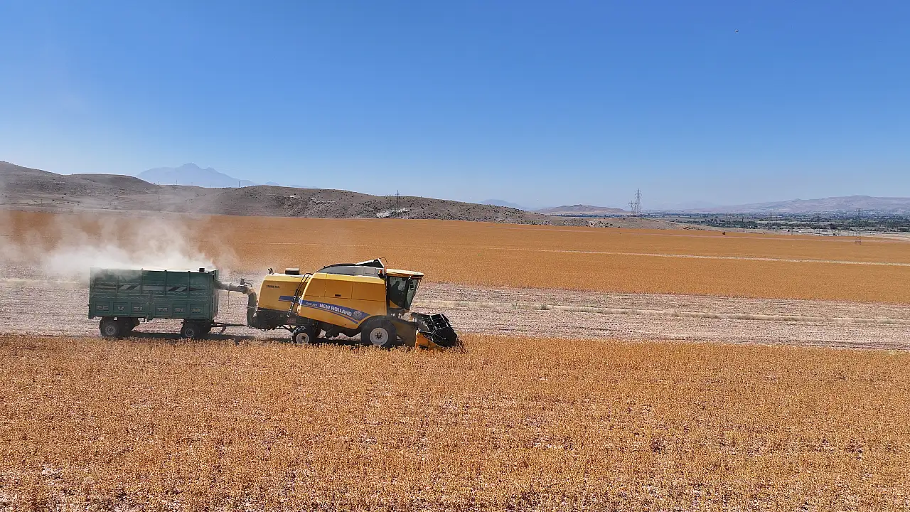 Kayseri'de hasat başladı: Açık ara birinciyiz
