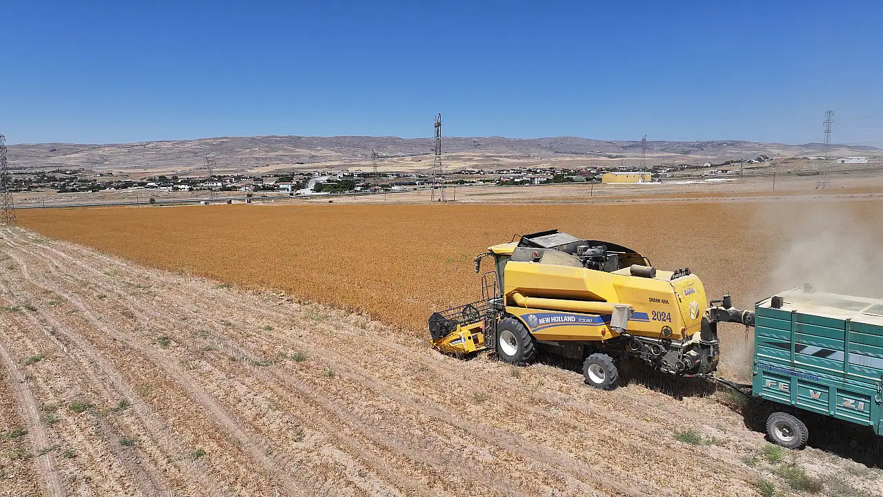 Kayseri'de hasat başladı: Açık ara birinciyiz