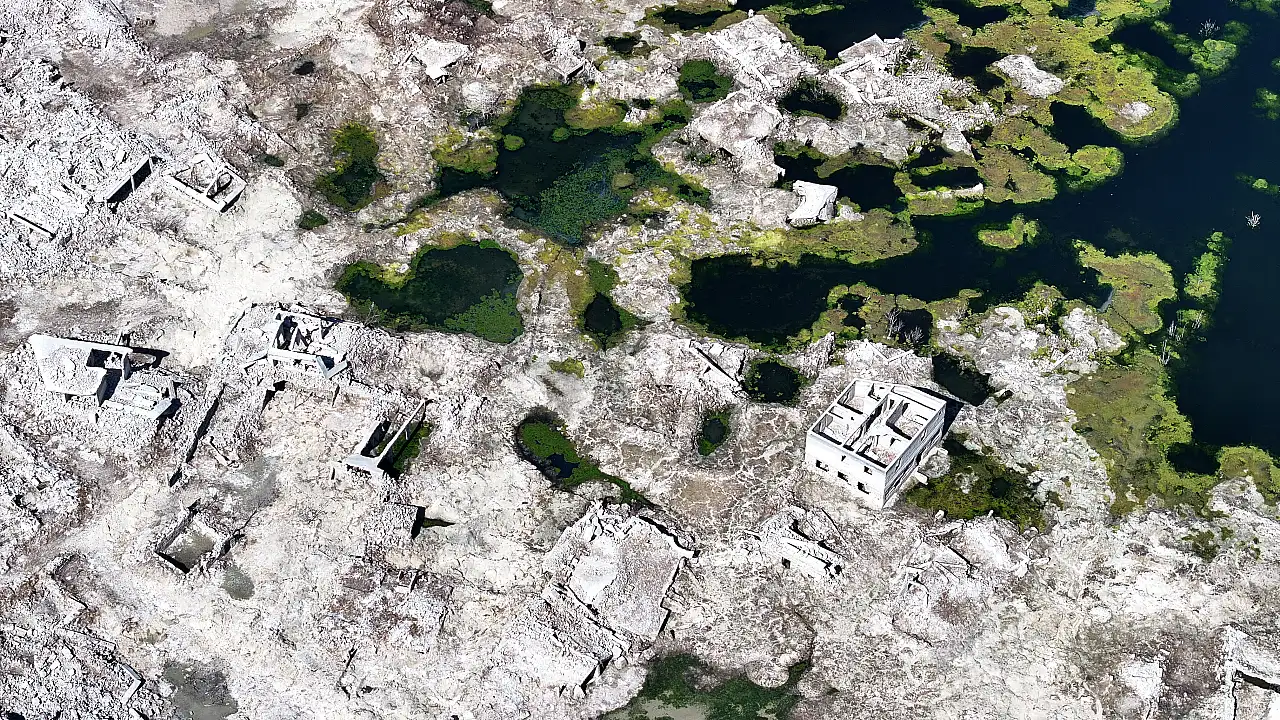 Kayseri'de sular 1 kilometre geri çekildi: 4 yerleşim yeri ortaya çıktı