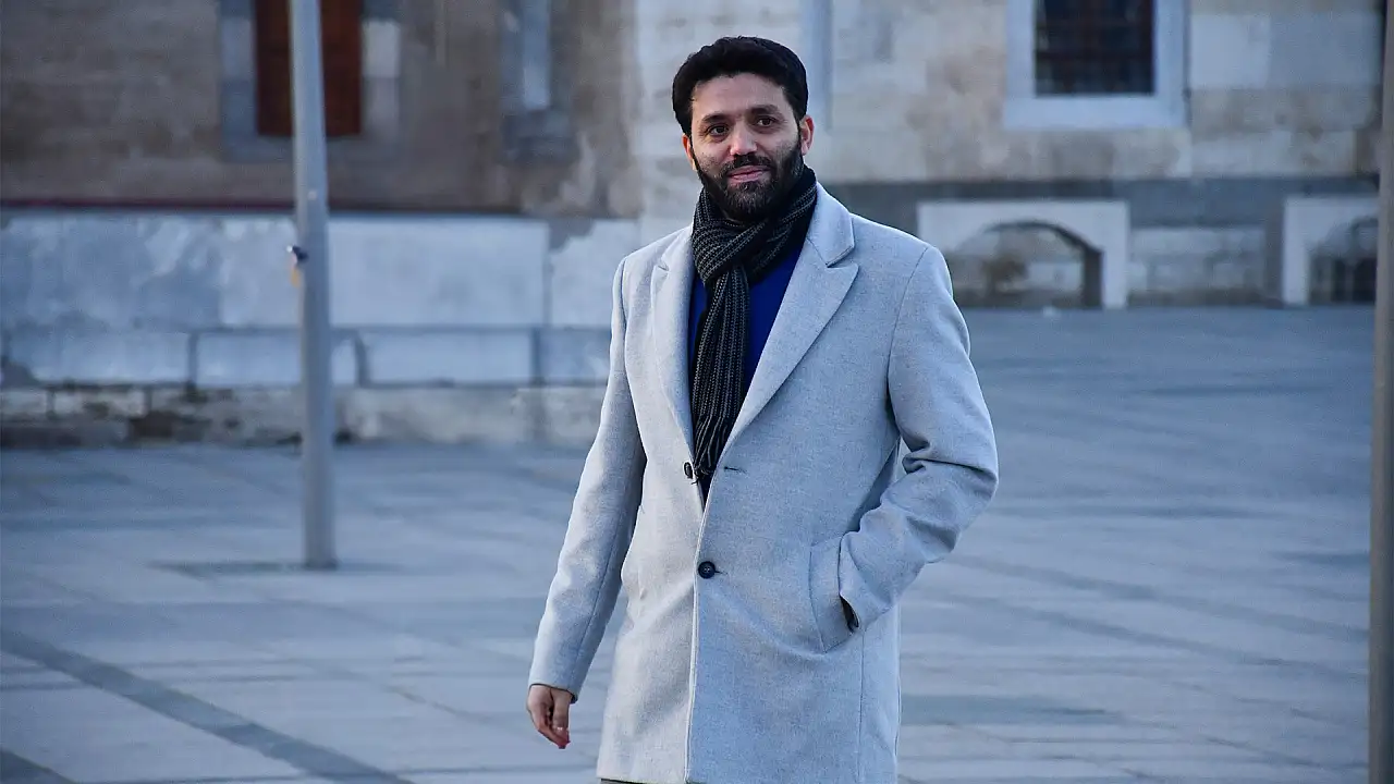 Bir Cumhurbaşkanı adayı daha ortaya çıktı! İlanlar Kayseri'ye asıldı