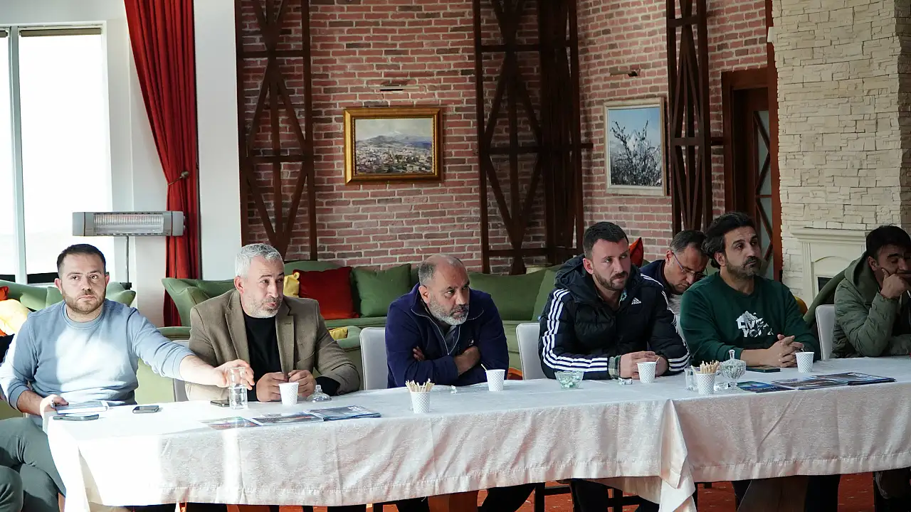 Kayseri'nin beyaz cennetinde sezon öncesi dikkat çeken toplantı