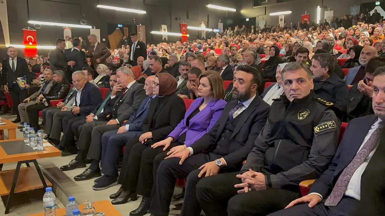 Seyyid Burhaneddin ölümünün 781. yılında dualarla anıldı