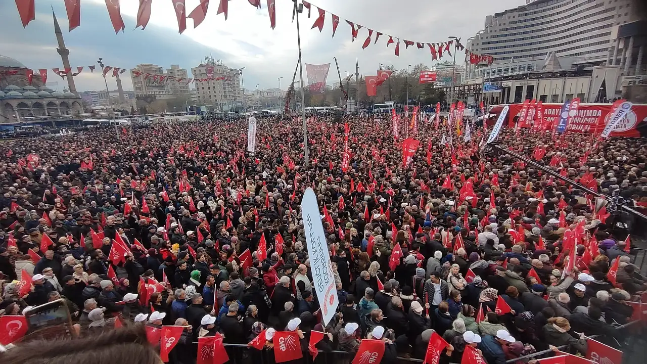 AK Partili vekil Özgür Özel'e 'Kayseri için sakın bir plan yapmayın' diyerek seslendi!