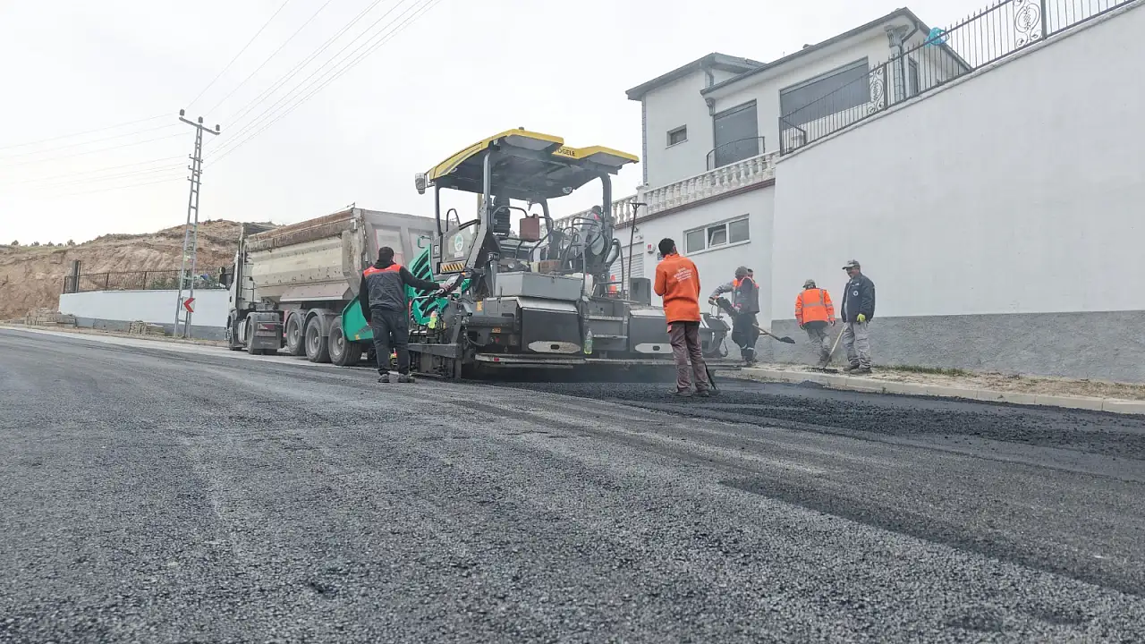 Kayseri'de yollar yenileniyor: 476 bin ton sıcak asfalt serildi