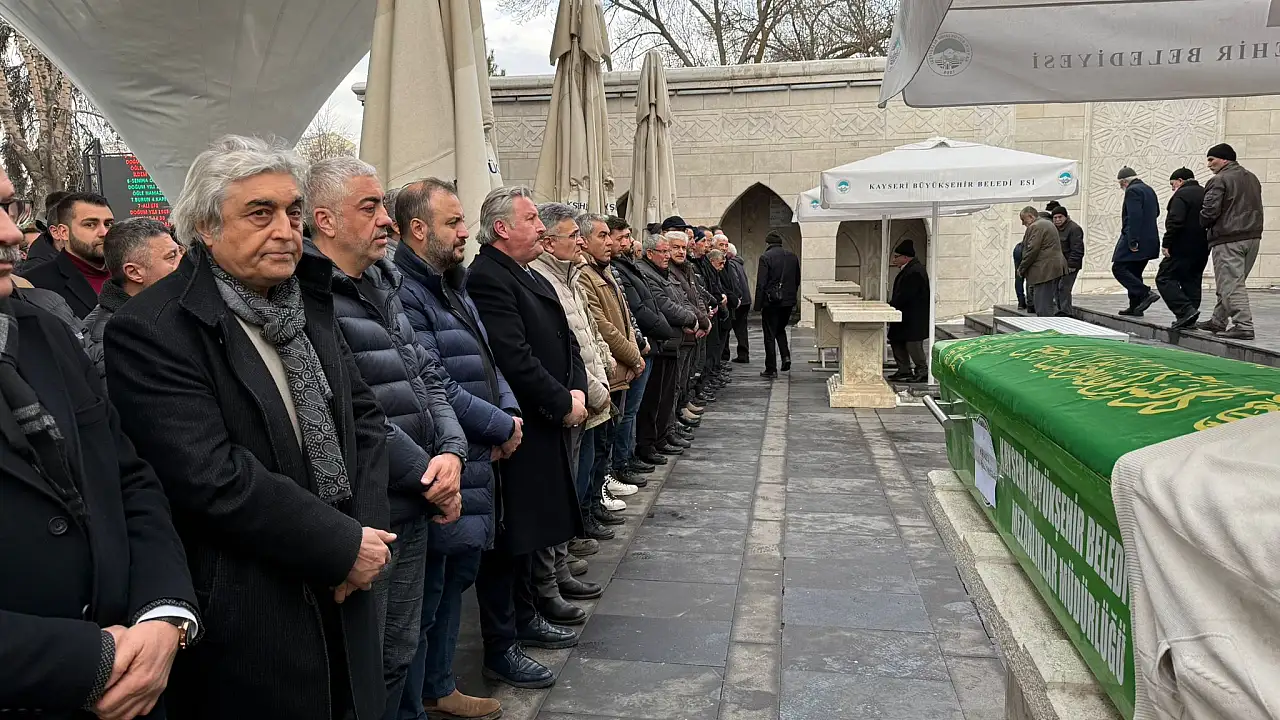 Karahasanoğlu son yolcuğuna uğurlandı