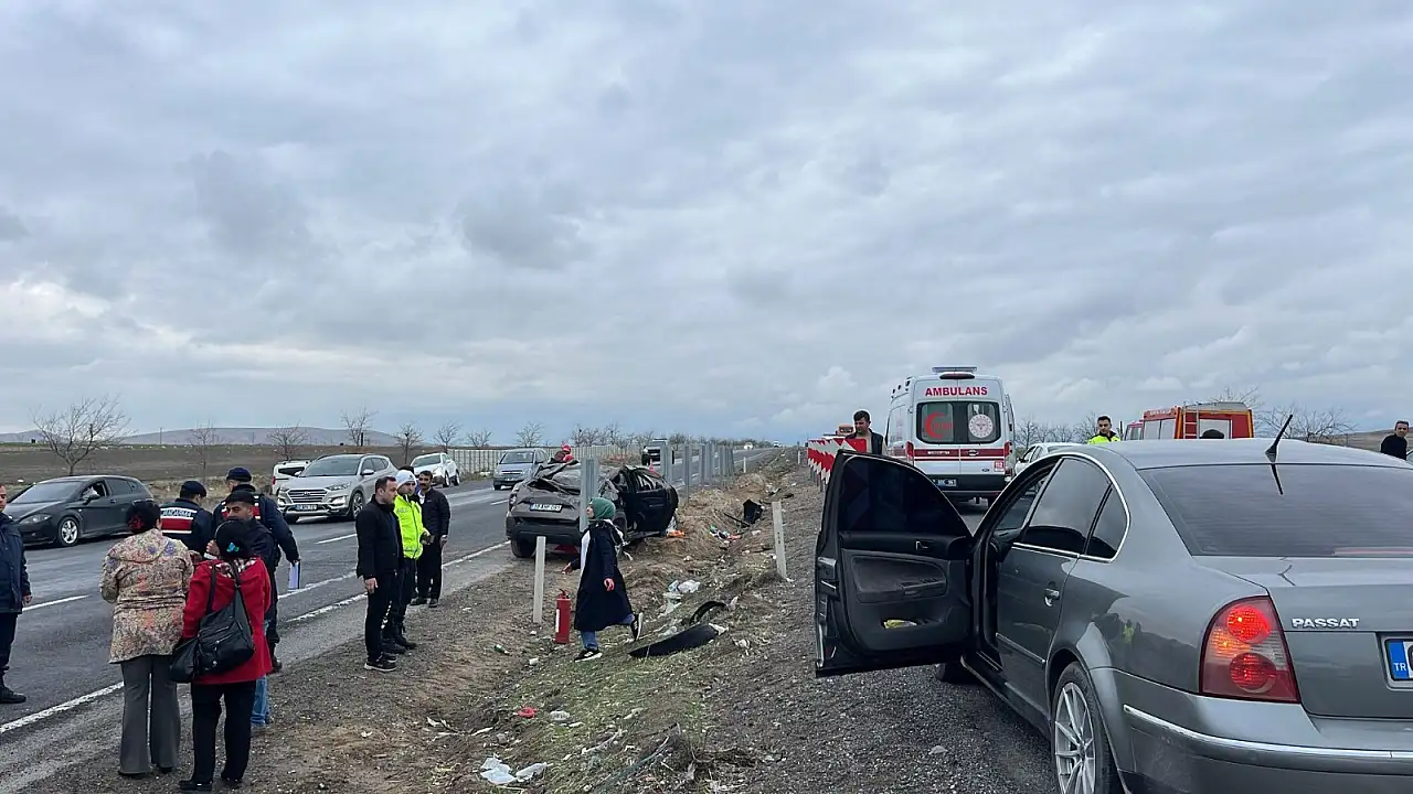 Kayseri plakalı araç Konya'da takla attı! 20 yaşındaki gençten acı haber geldi