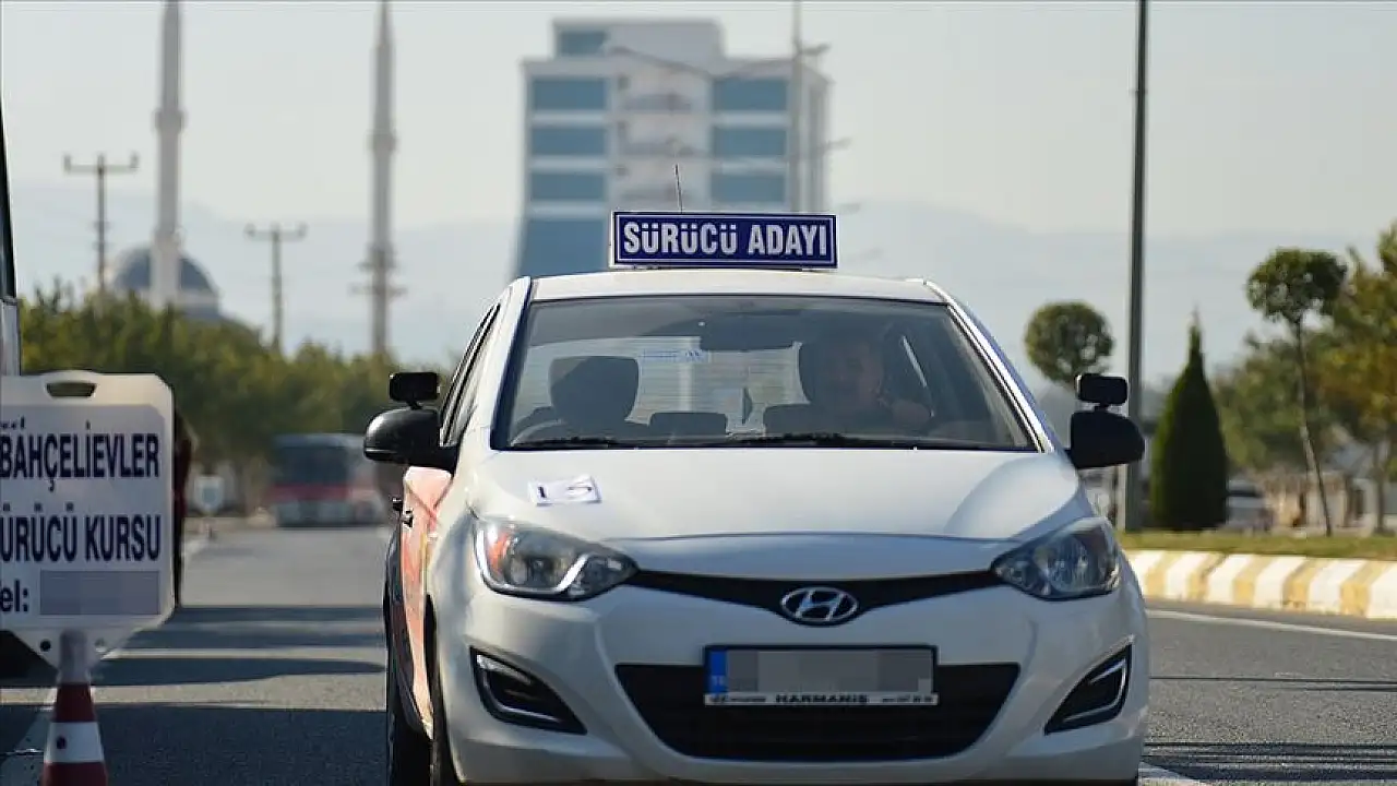Direksiyon hayali cep yakıyor! Kayseri'de ehliyet ücretleri belli oldu