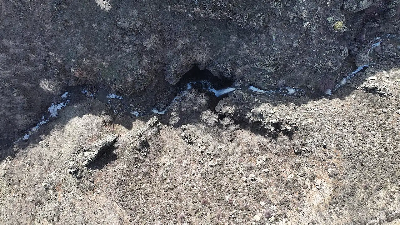 Erciyes Dağı eteklerinde şelale yeniden coştu