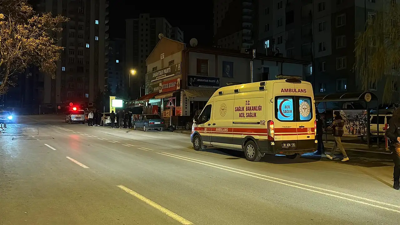 Talas'ta bıçaklı kavga!