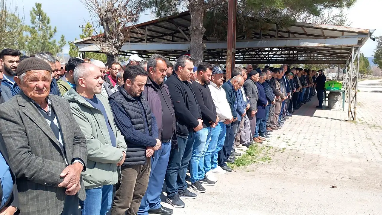 AK Partili isim son yolculuğuna uğurlandı