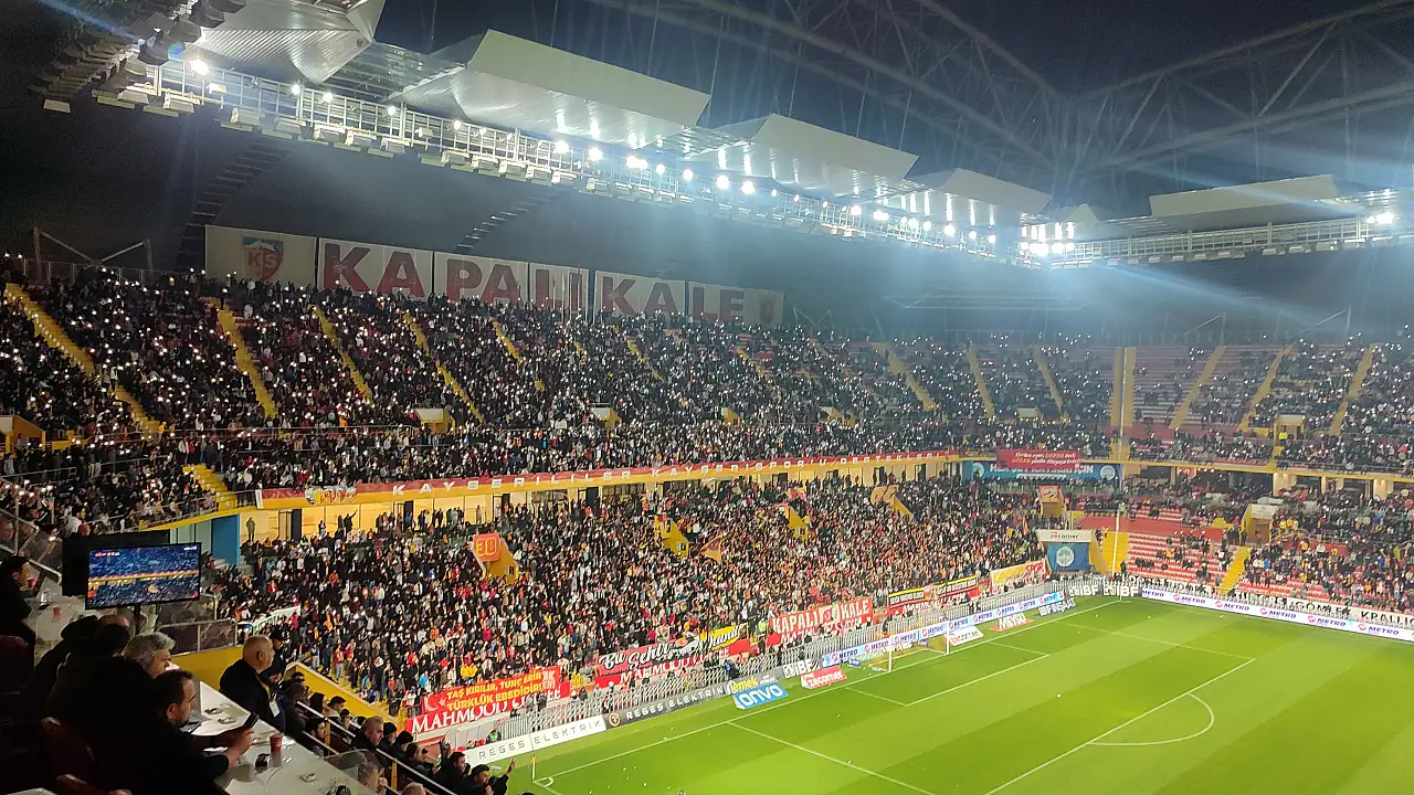Kayserispor'un küme düşmesinin ardından eski yöneticisinden manidar açıklama