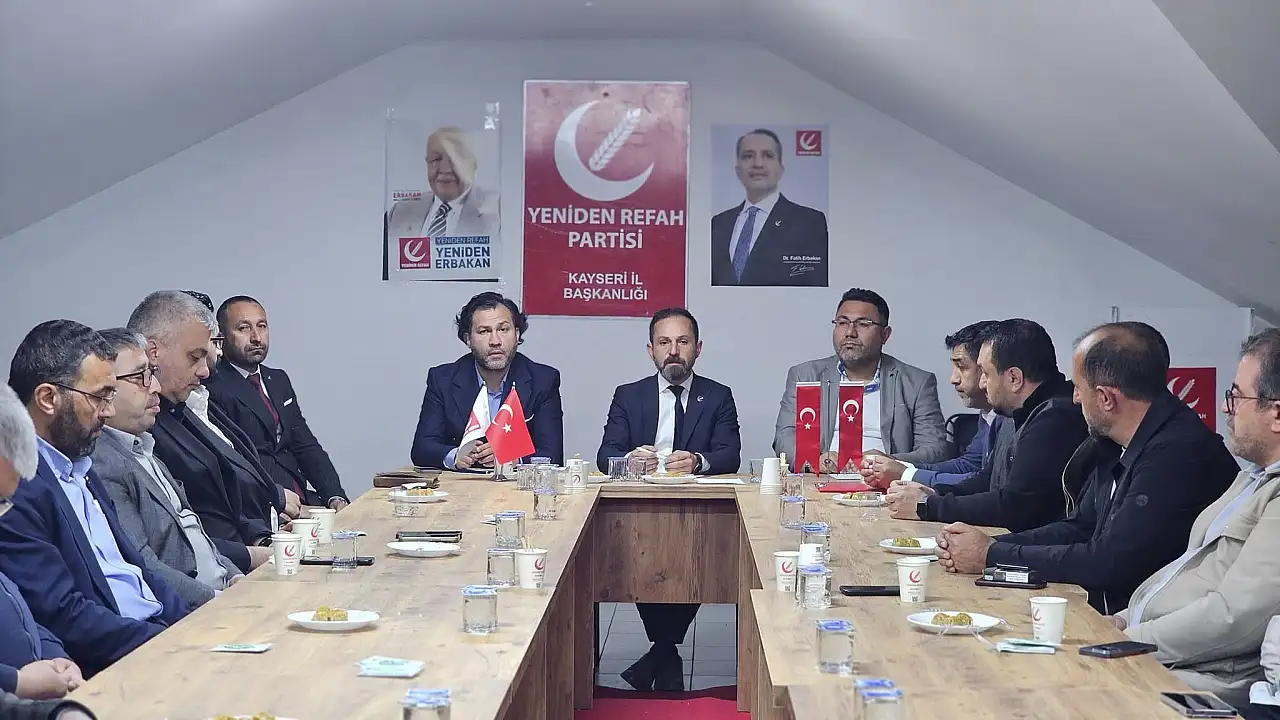 Kayseri'de istifa ettiler, AK Parti'ye katıldılar