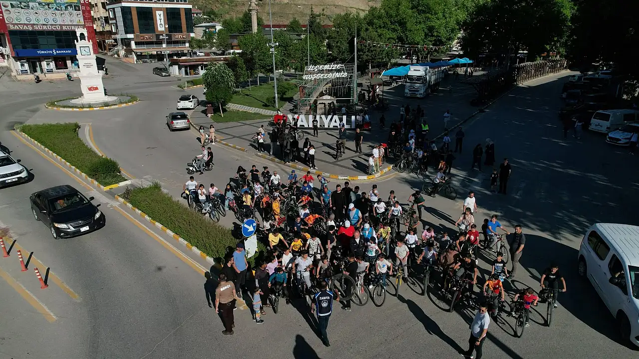 Kayseri'de Teknoloji Festivali: Çocuklar bilimle buluştu