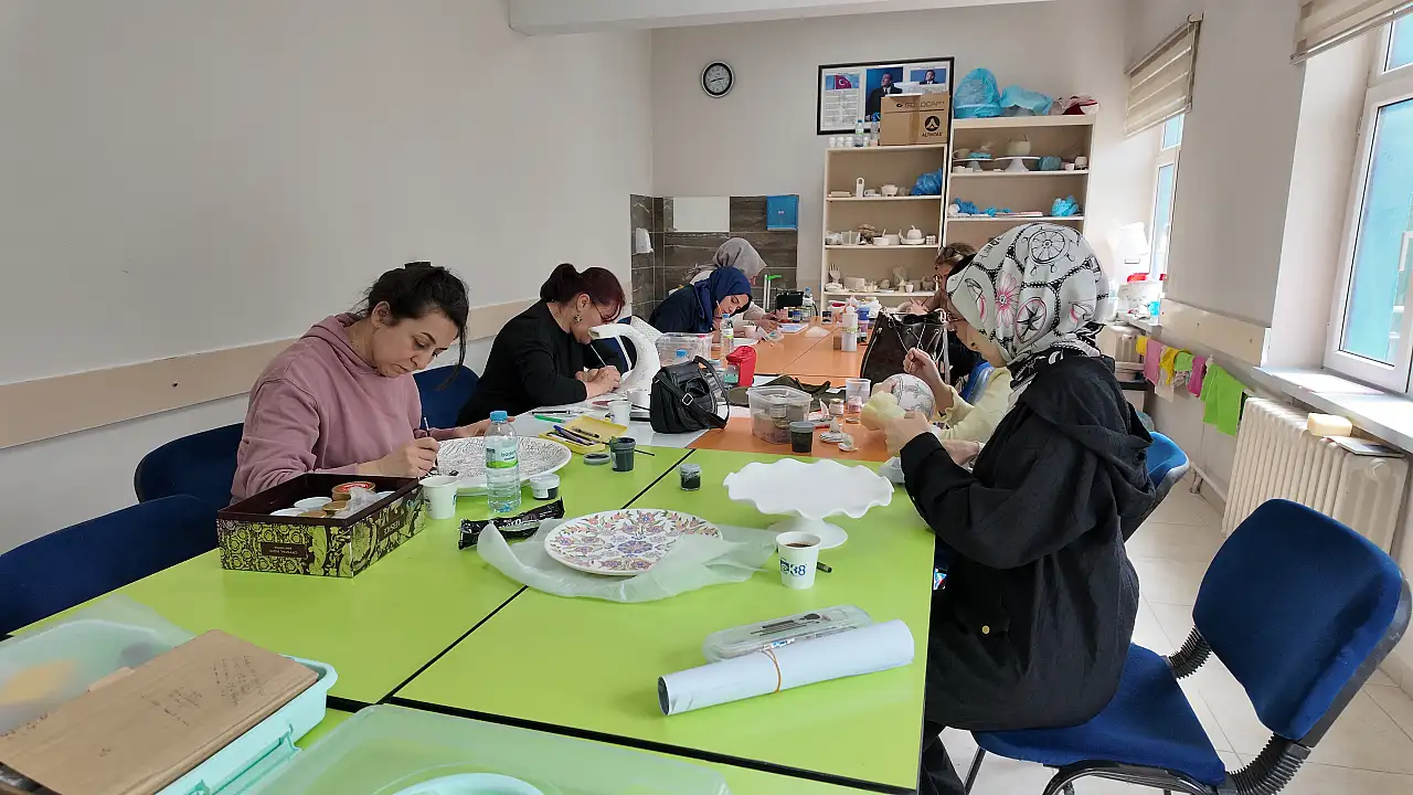 KAYMEK'te geleneksel sanatlar yeniden hayat buluyor