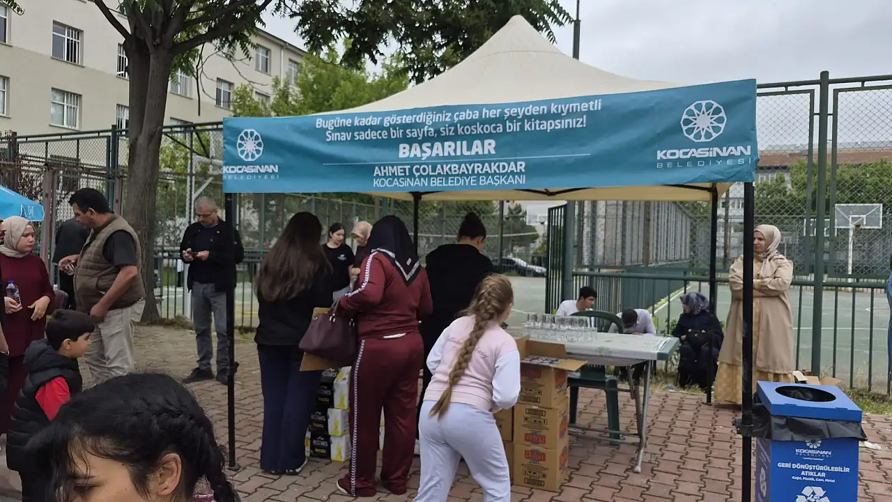 Kayseri'de belediyeden anlamlı hareket! Sınav öncesi ücretsiz dağıtıldı