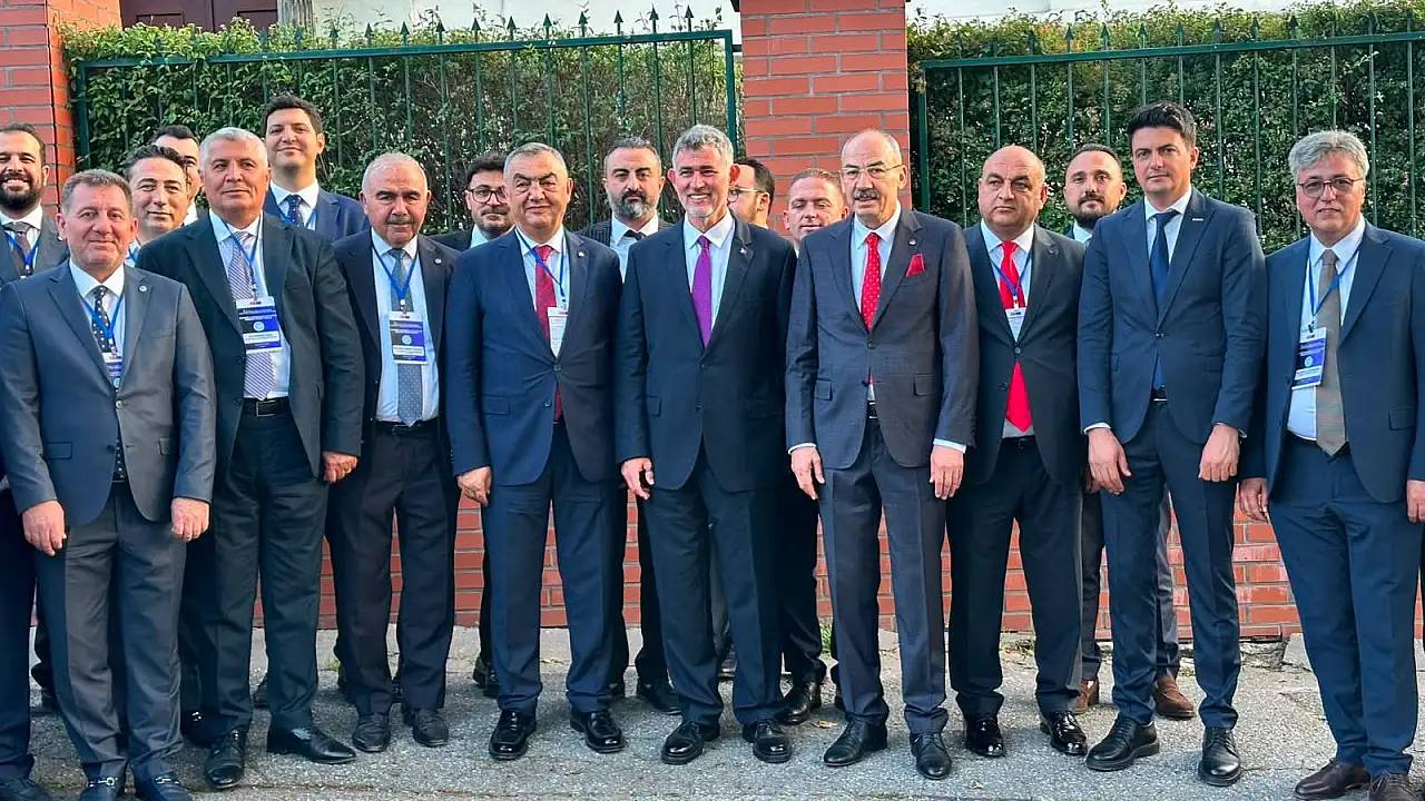 Kayseri'nin ünlü iş adamları Prag'da görüldü! Kayserili isim ağırladı