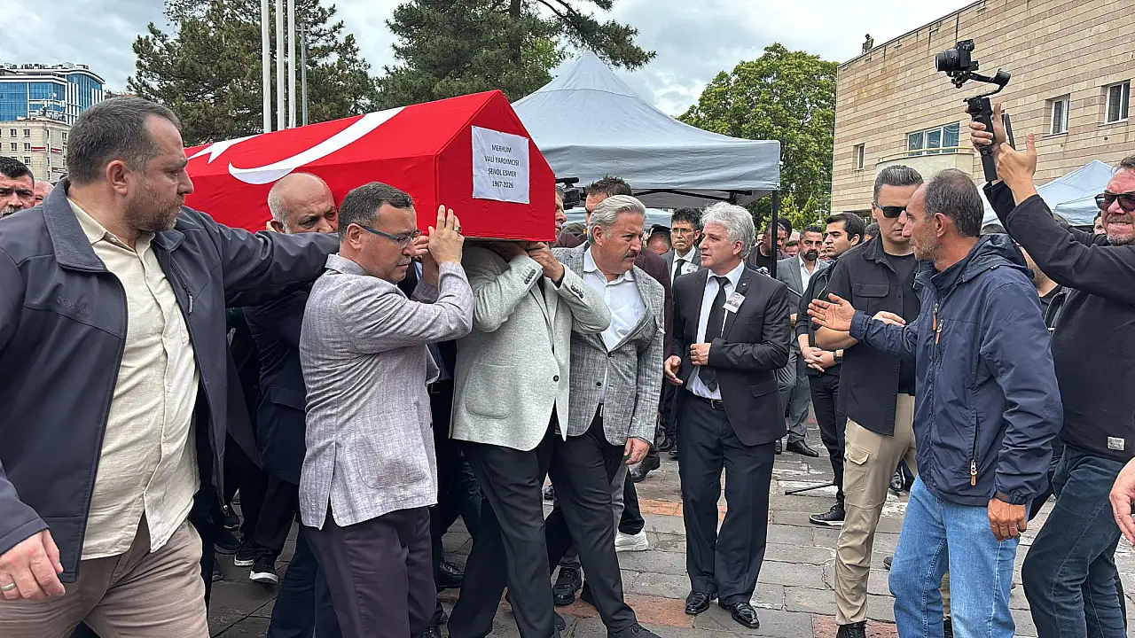 Kayseri Valiliği yasta! Şenol Esmer için tören düzenlendi